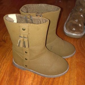 Brown boots